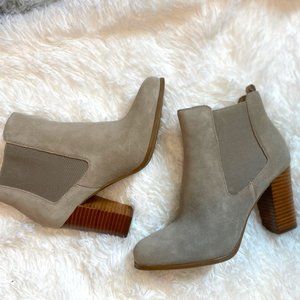 MICHAEL Michael Kors Lottie Suede Booties - Never worn